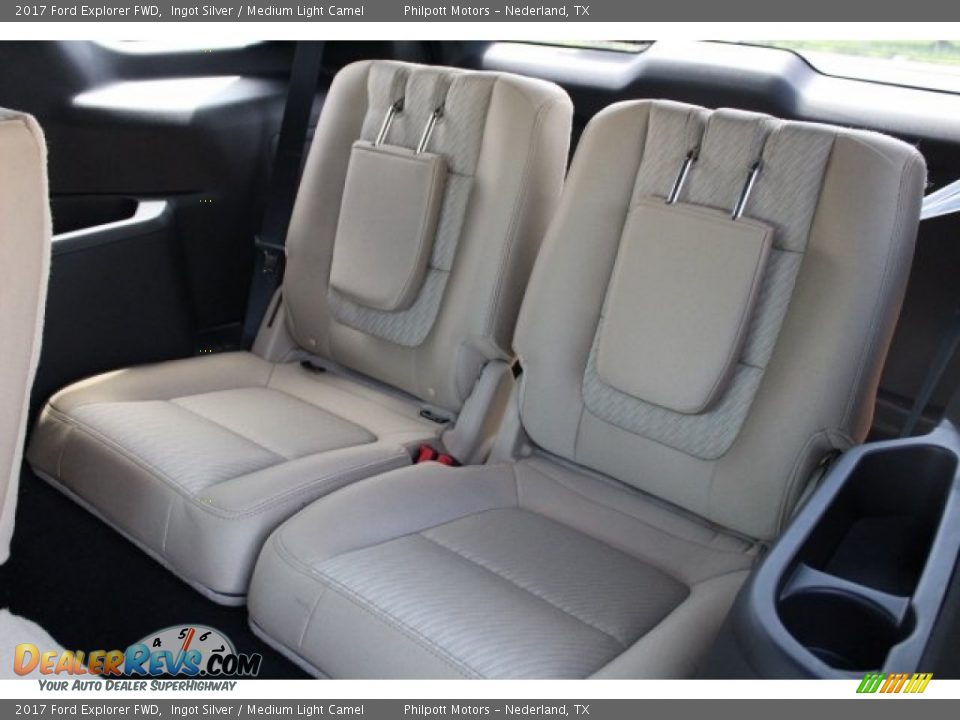 2017 Ford Explorer FWD Ingot Silver / Medium Light Camel Photo #20