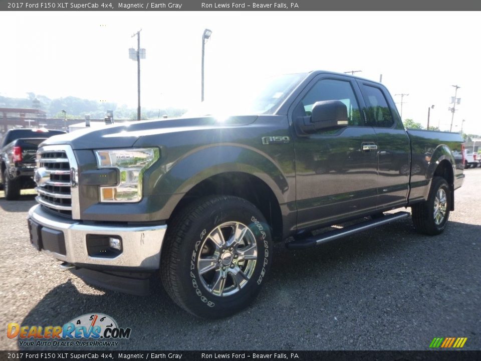 2017 Ford F150 XLT SuperCab 4x4 Magnetic / Earth Gray Photo #6