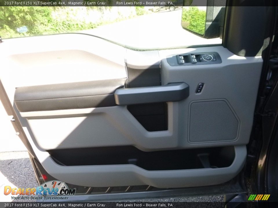 2017 Ford F150 XLT SuperCab 4x4 Magnetic / Earth Gray Photo #13