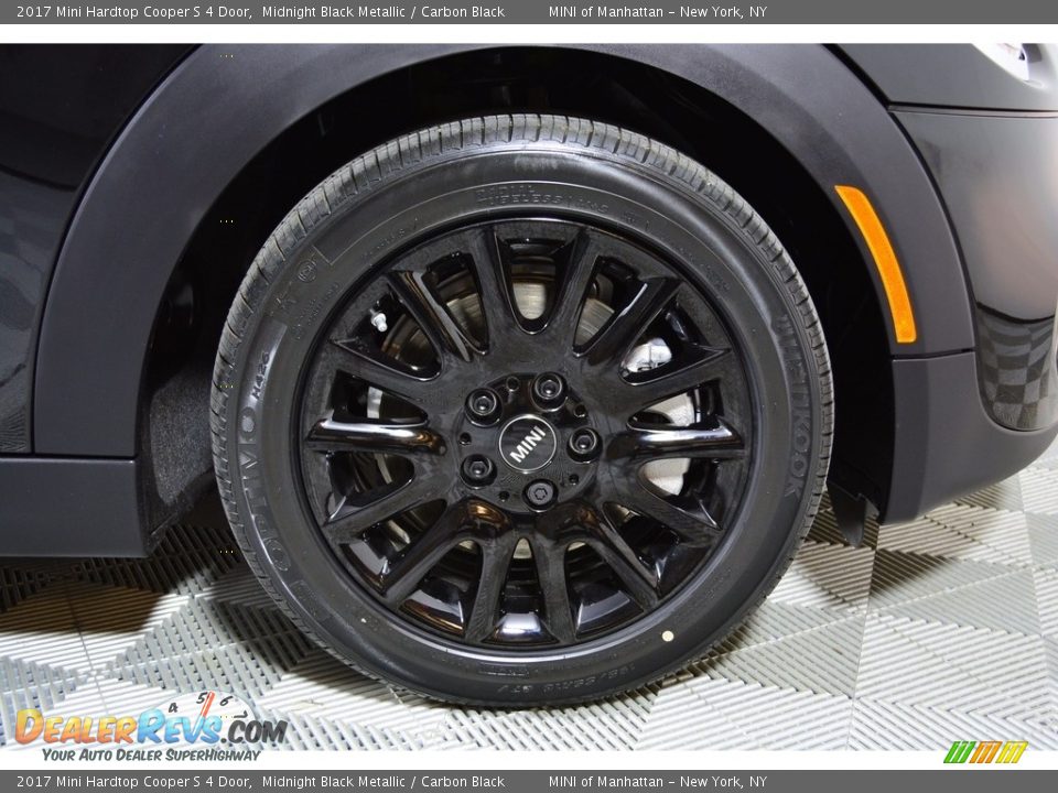 2017 Mini Hardtop Cooper S 4 Door Midnight Black Metallic / Carbon Black Photo #19
