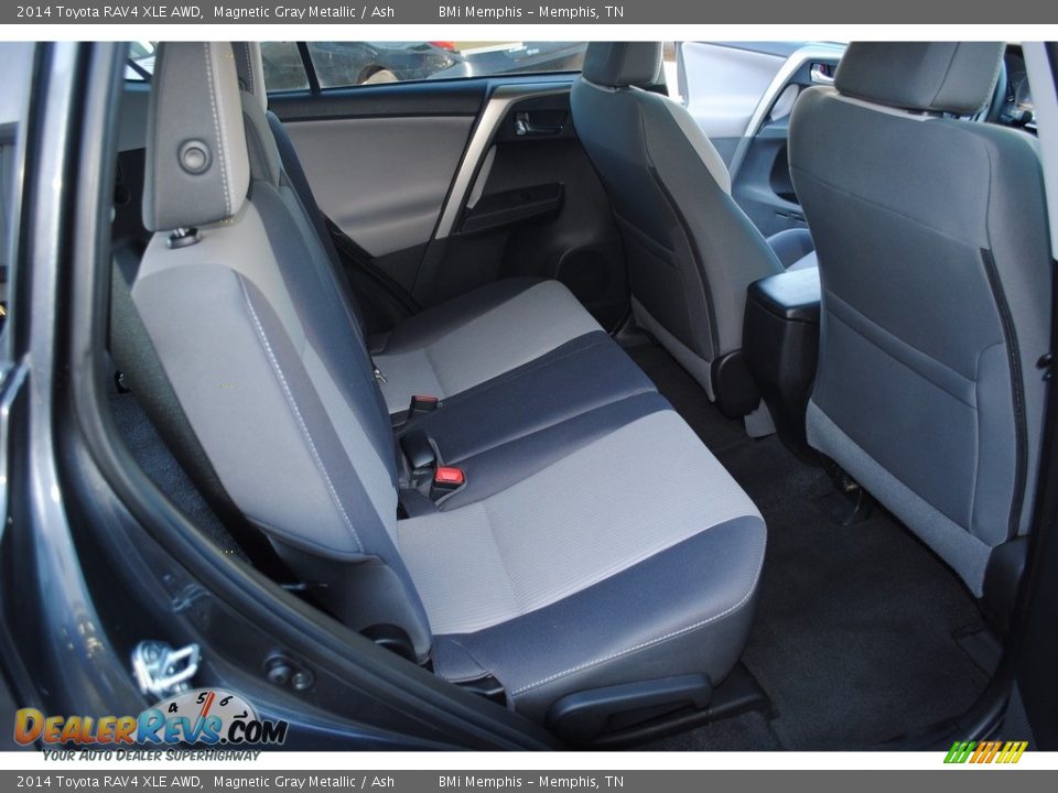 2014 Toyota RAV4 XLE AWD Magnetic Gray Metallic / Ash Photo #24