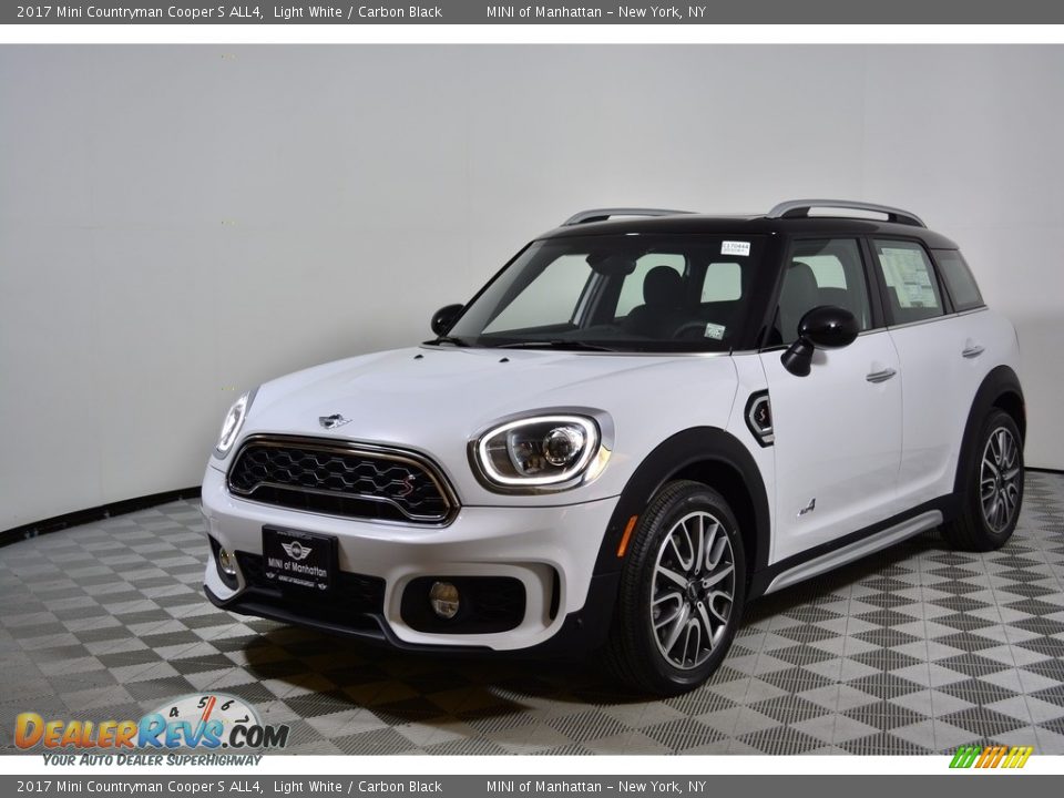 2017 Mini Countryman Cooper S ALL4 Light White / Carbon Black Photo #1