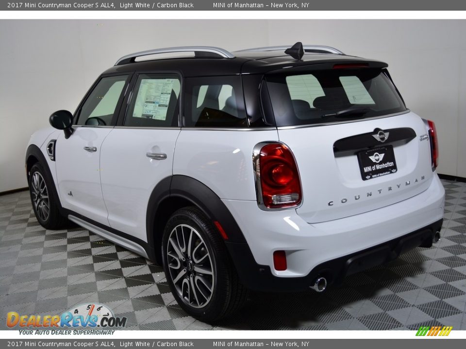 2017 Mini Countryman Cooper S ALL4 Light White / Carbon Black Photo #4