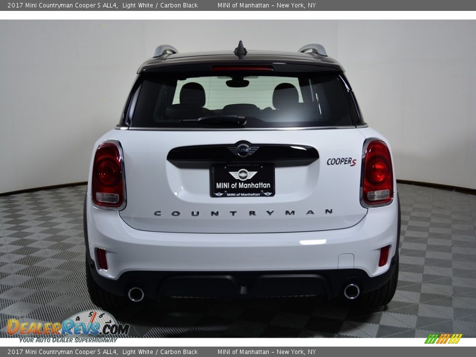2017 Mini Countryman Cooper S ALL4 Light White / Carbon Black Photo #5