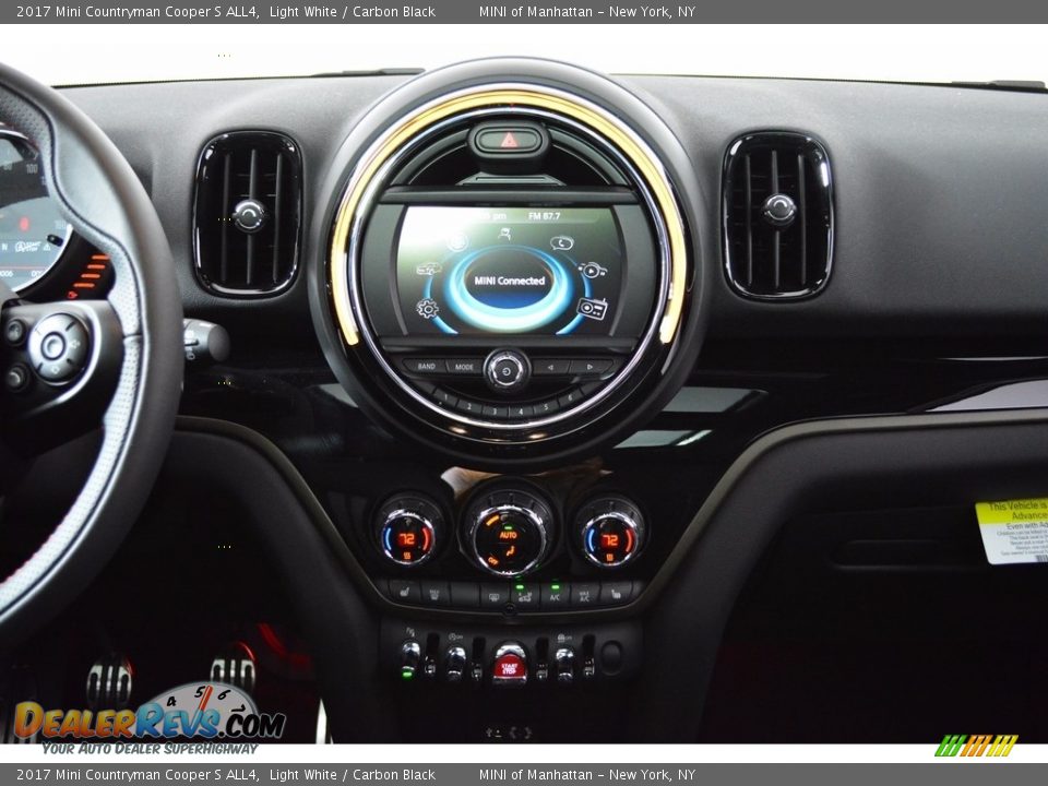 2017 Mini Countryman Cooper S ALL4 Light White / Carbon Black Photo #12