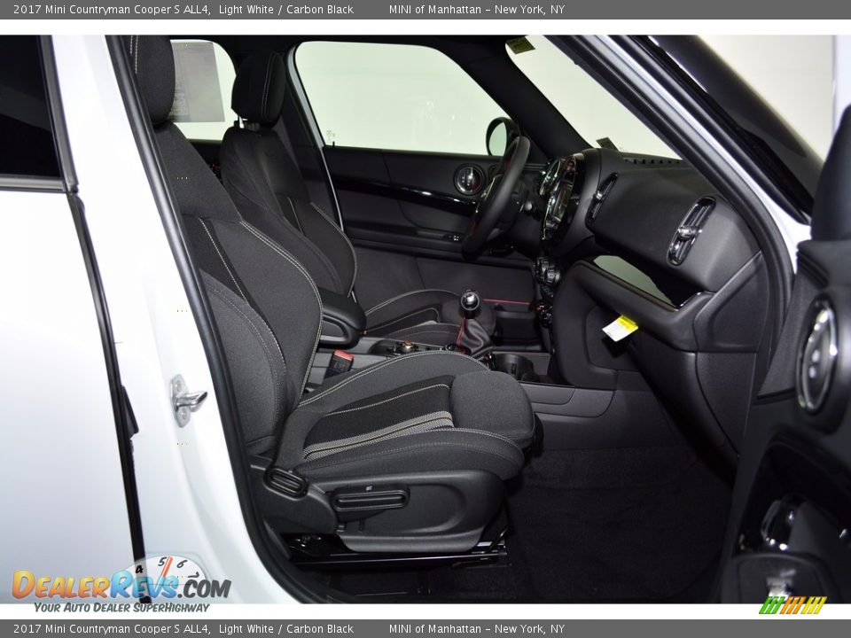 2017 Mini Countryman Cooper S ALL4 Light White / Carbon Black Photo #19