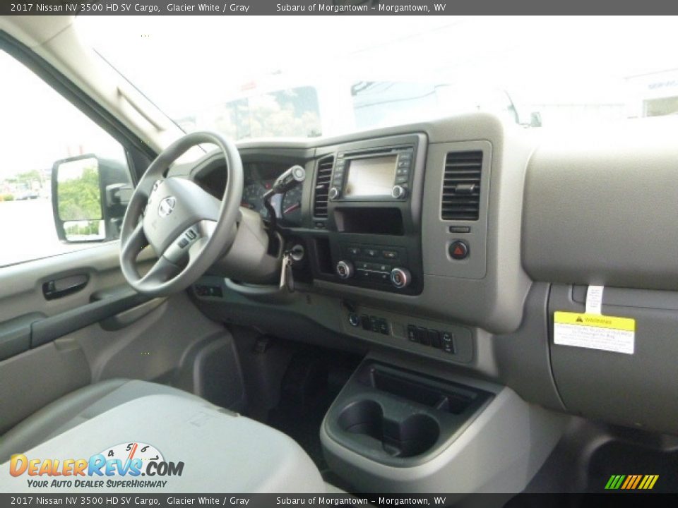 2017 Nissan NV 3500 HD SV Cargo Glacier White / Gray Photo #10