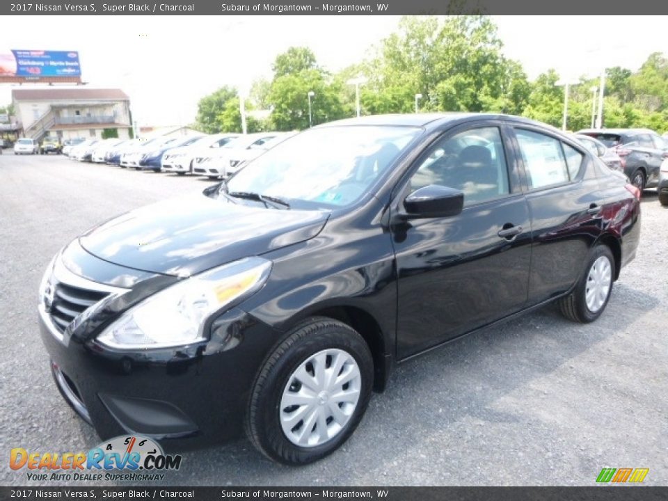 2017 Nissan Versa S Super Black / Charcoal Photo #8