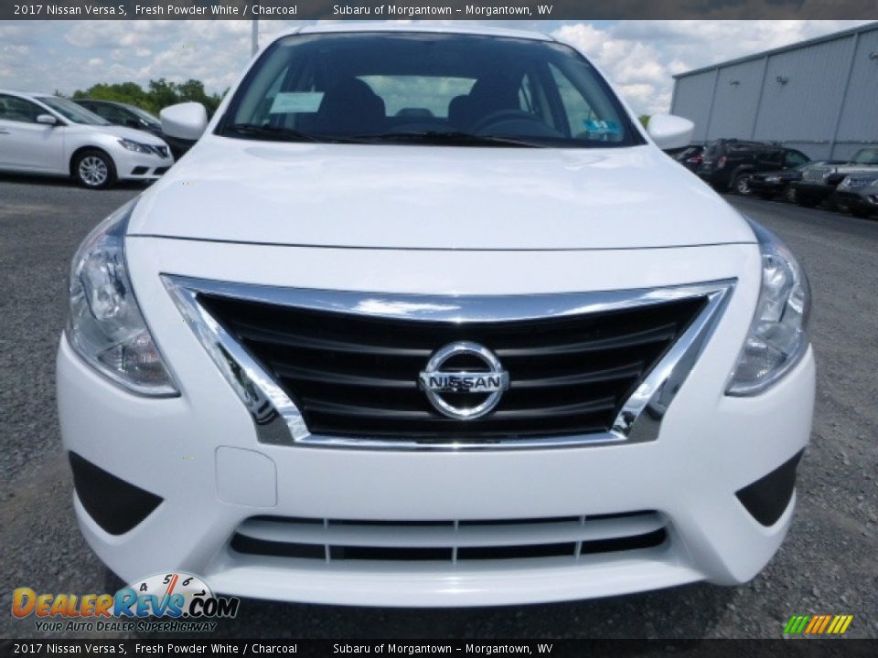 2017 Nissan Versa S Fresh Powder White / Charcoal Photo #9