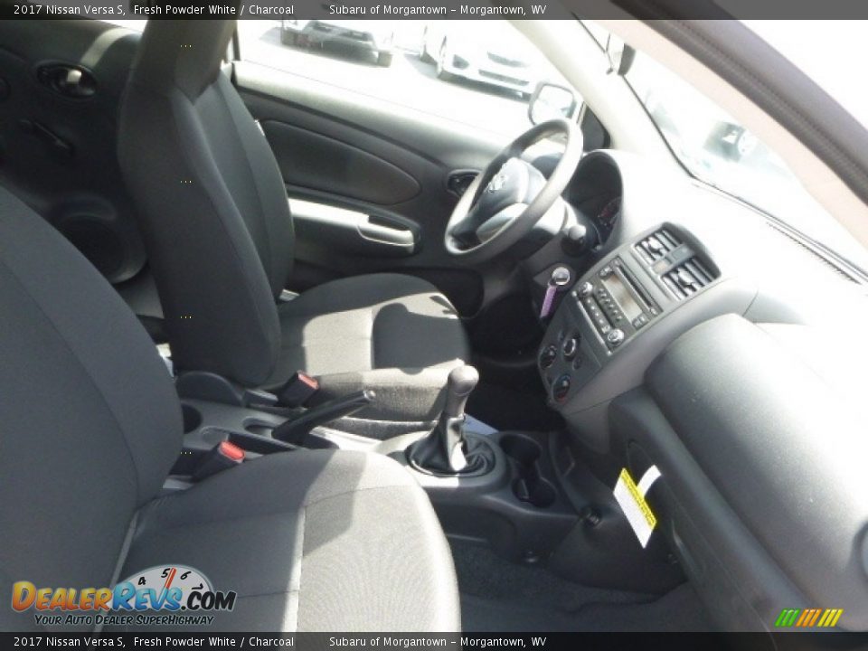 2017 Nissan Versa S Fresh Powder White / Charcoal Photo #12