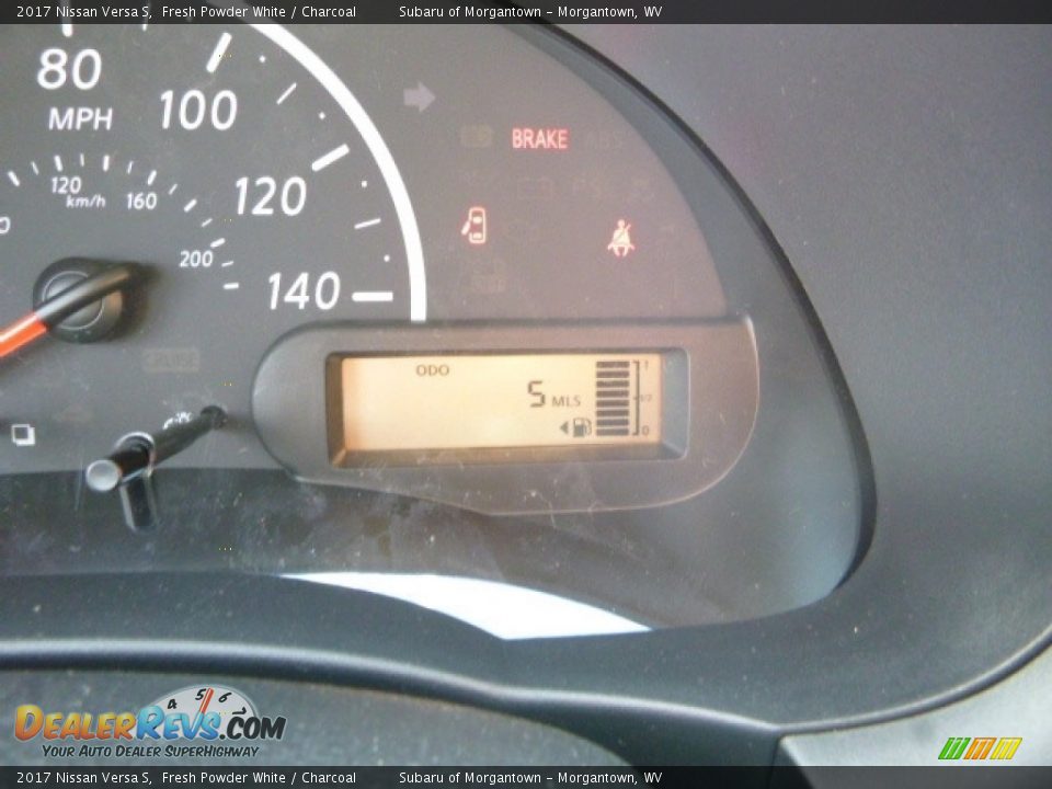 2017 Nissan Versa S Fresh Powder White / Charcoal Photo #20