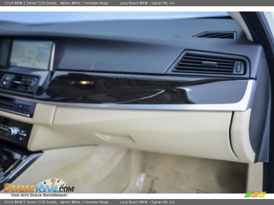2014 BMW 5 Series 528i Sedan Alpine White / Venetian Beige Photo #22