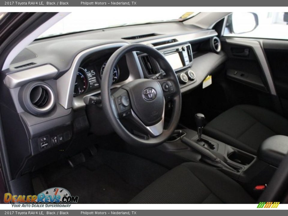 2017 Toyota RAV4 LE Black / Black Photo #9