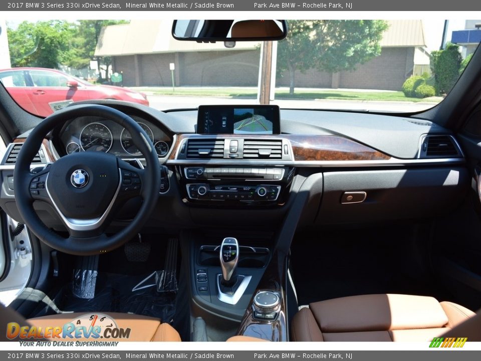 2017 BMW 3 Series 330i xDrive Sedan Mineral White Metallic / Saddle Brown Photo #15