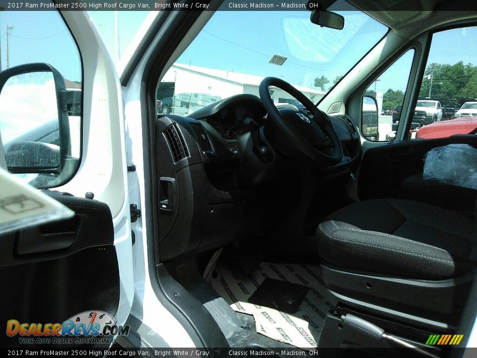 2017 Ram ProMaster 2500 High Roof Cargo Van Bright White / Gray Photo #3