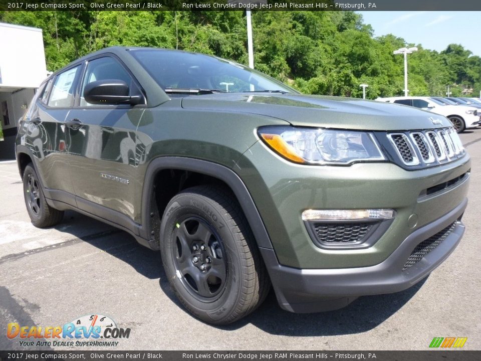 2017 Jeep Compass Sport Olive Green Pearl / Black Photo #8
