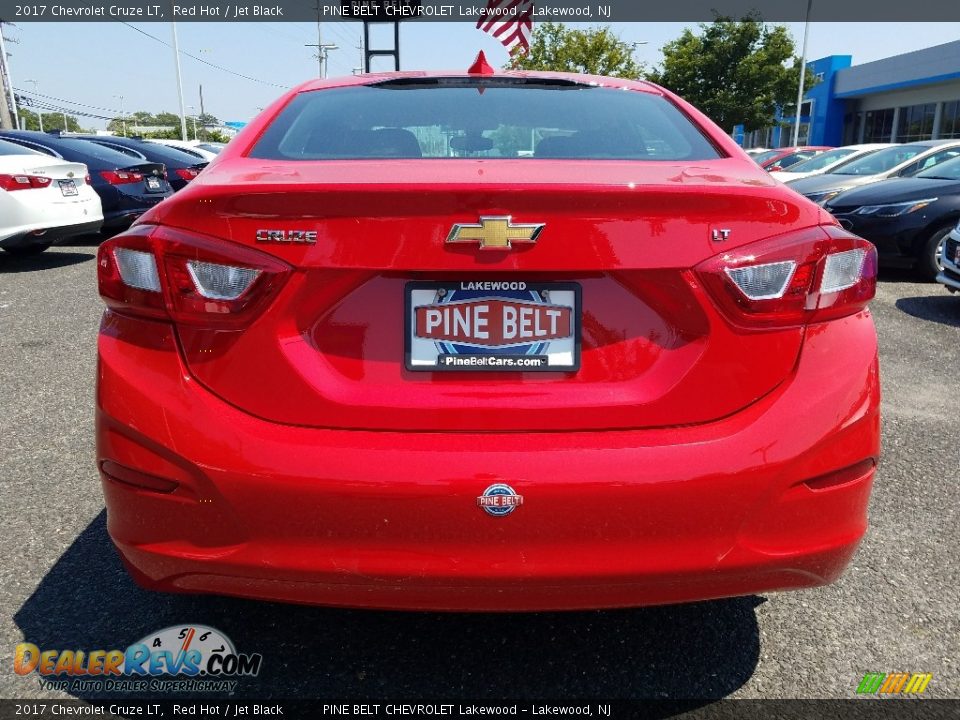 2017 Chevrolet Cruze LT Red Hot / Jet Black Photo #5