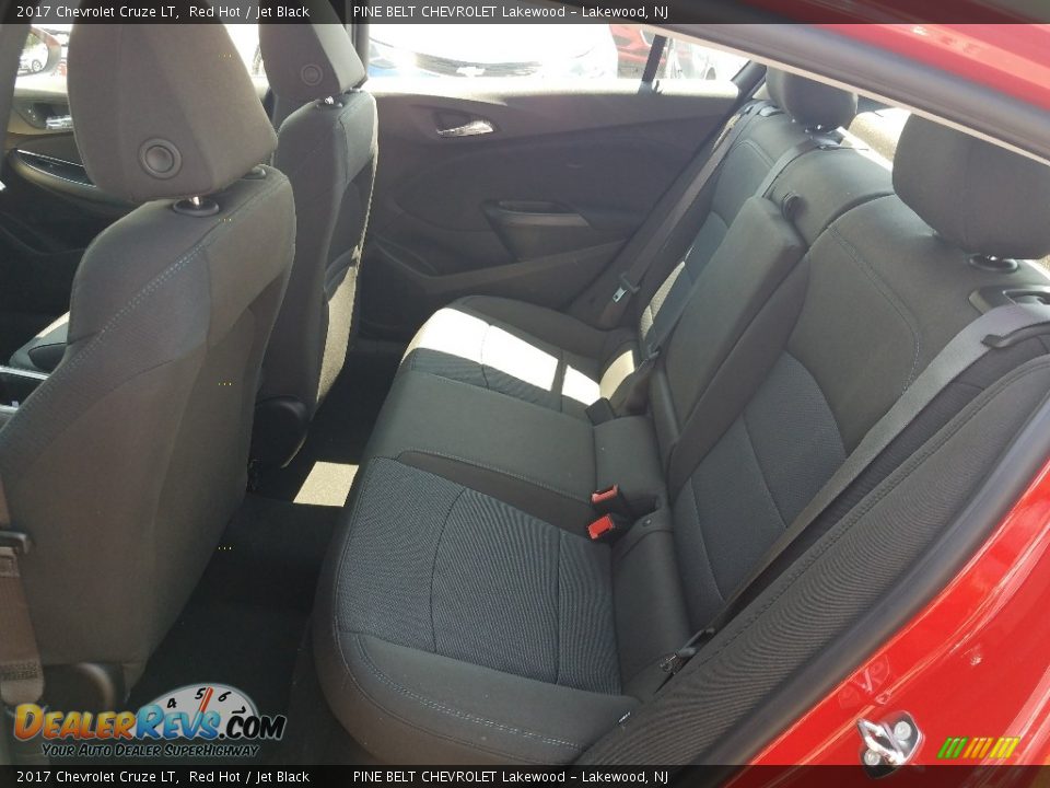 2017 Chevrolet Cruze LT Red Hot / Jet Black Photo #6