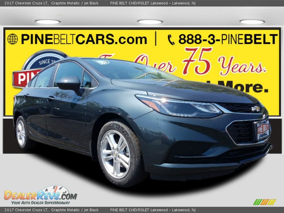 2017 Chevrolet Cruze LT Graphite Metallic / Jet Black Photo #1