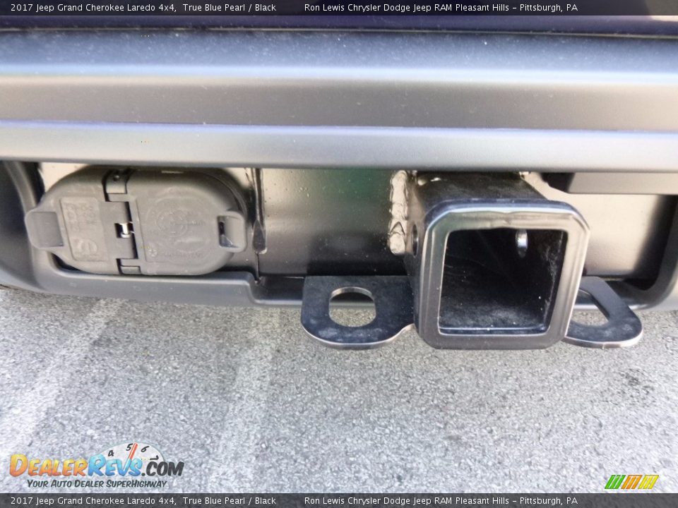 2017 Jeep Grand Cherokee Laredo 4x4 True Blue Pearl / Black Photo #5
