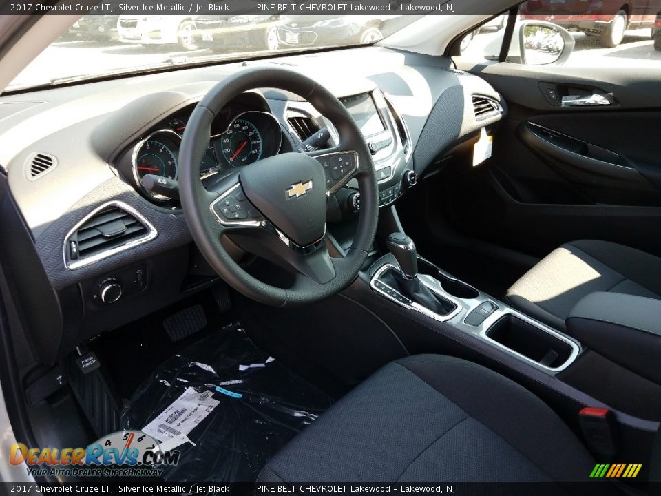 2017 Chevrolet Cruze LT Silver Ice Metallic / Jet Black Photo #7