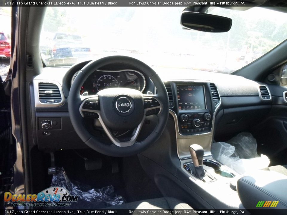 2017 Jeep Grand Cherokee Laredo 4x4 True Blue Pearl / Black Photo #14