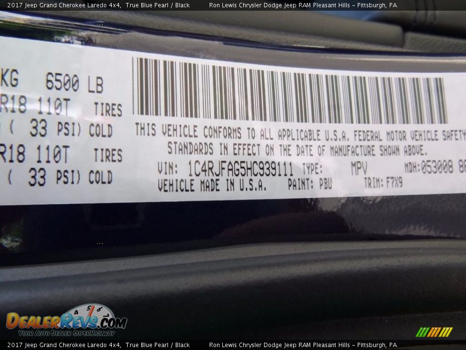 2017 Jeep Grand Cherokee Laredo 4x4 True Blue Pearl / Black Photo #16