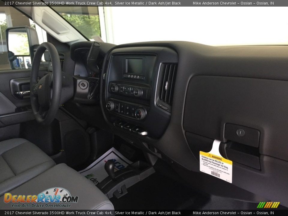 2017 Chevrolet Silverado 3500HD Work Truck Crew Cab 4x4 Silver Ice Metallic / Dark Ash/Jet Black Photo #8