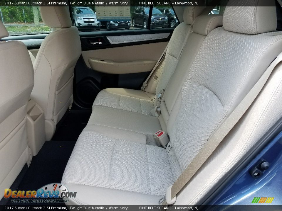 2017 Subaru Outback 2.5i Premium Twilight Blue Metallic / Warm Ivory Photo #6