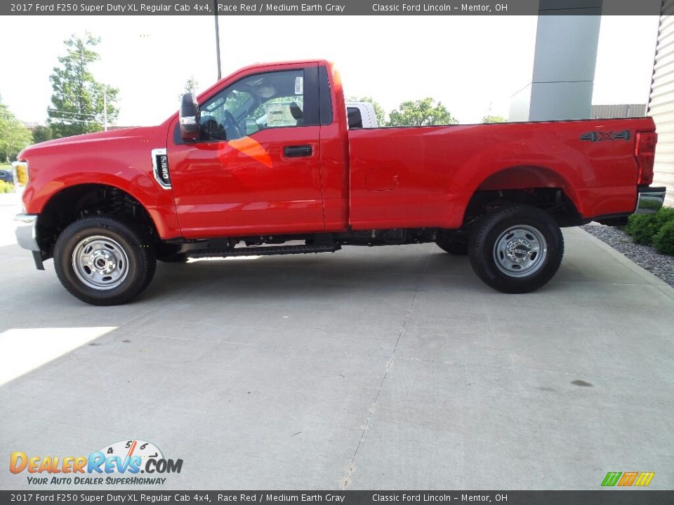 Race Red 2017 Ford F250 Super Duty XL Regular Cab 4x4 Photo #3