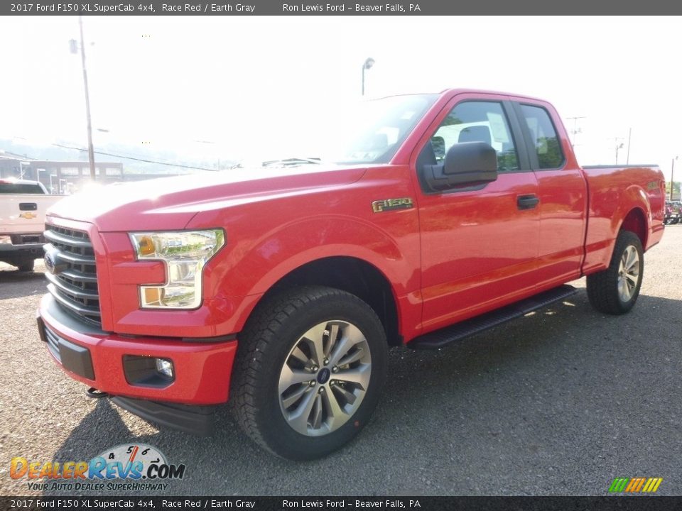 2017 Ford F150 XL SuperCab 4x4 Race Red / Earth Gray Photo #6