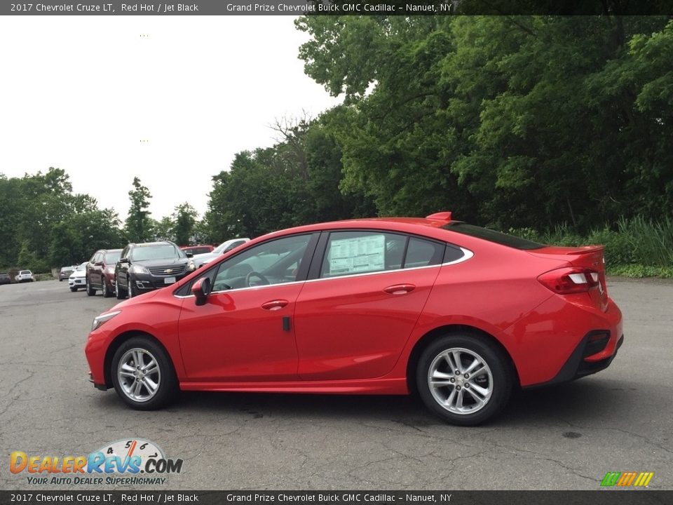 2017 Chevrolet Cruze LT Red Hot / Jet Black Photo #6