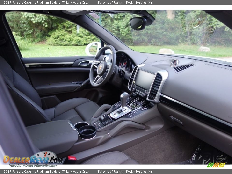 2017 Porsche Cayenne Platinum Edition White / Agate Grey Photo #17