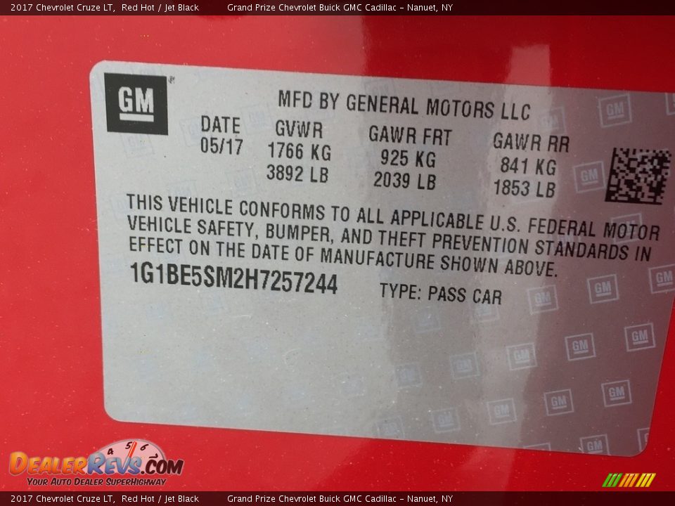 2017 Chevrolet Cruze LT Red Hot / Jet Black Photo #11