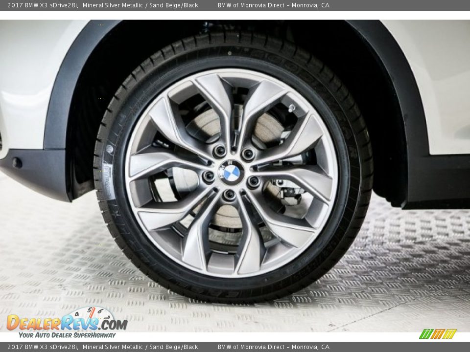 2017 BMW X3 sDrive28i Mineral Silver Metallic / Sand Beige/Black Photo #9
