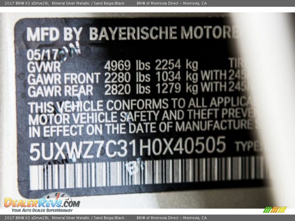 2017 BMW X3 sDrive28i Mineral Silver Metallic / Sand Beige/Black Photo #11