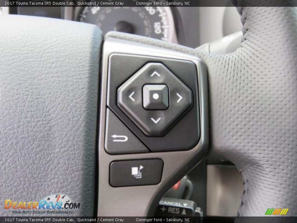 Controls of 2017 Toyota Tacoma SR5 Double Cab Photo #20
