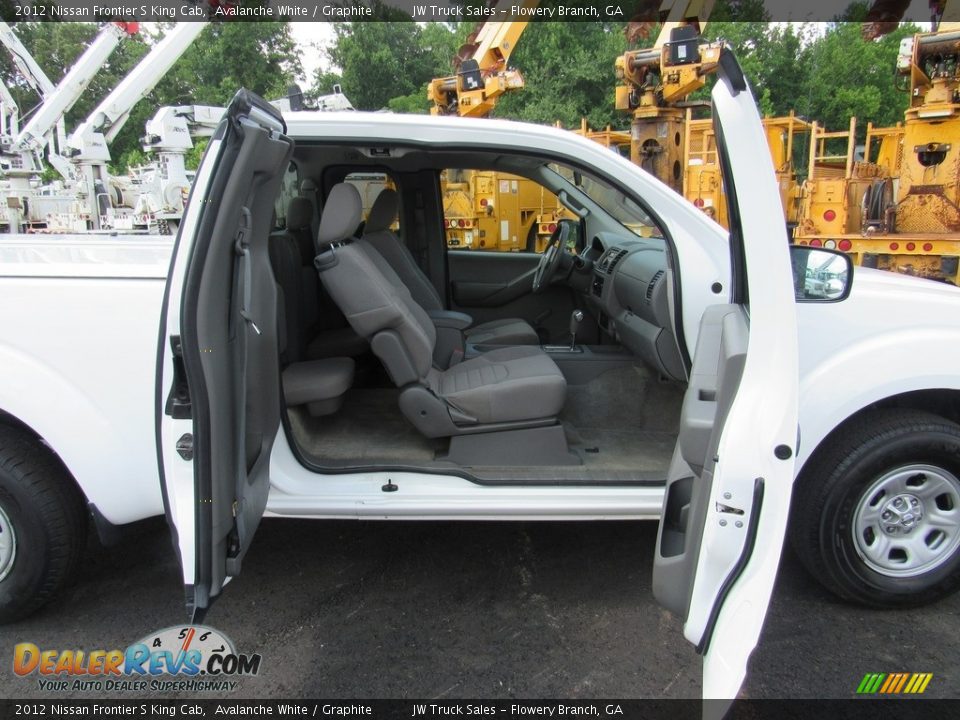 2012 Nissan Frontier S King Cab Avalanche White / Graphite Photo #10