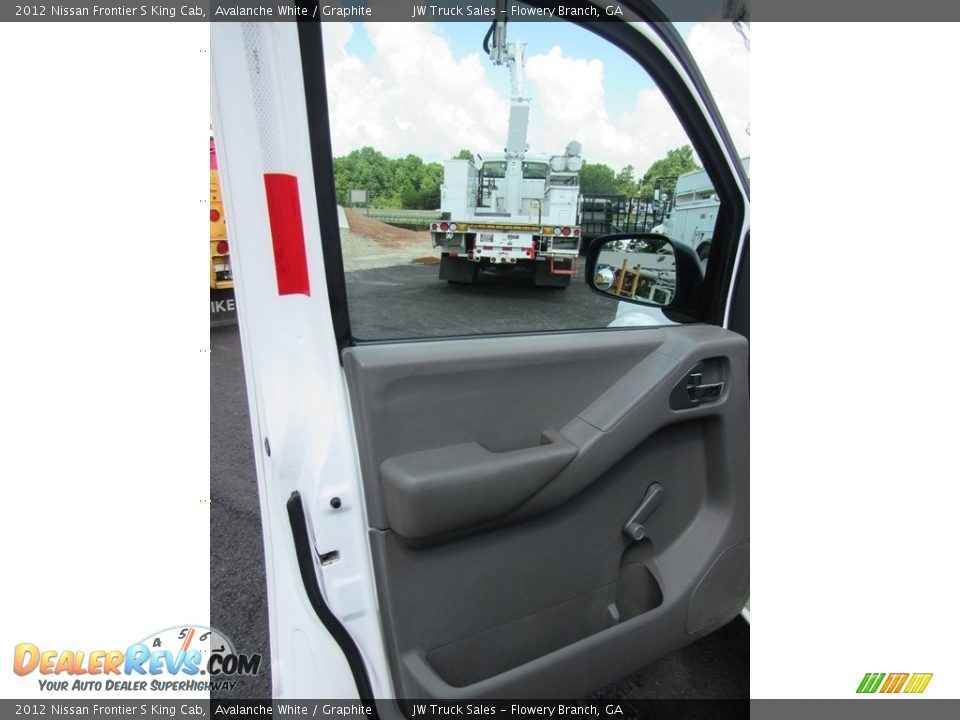 2012 Nissan Frontier S King Cab Avalanche White / Graphite Photo #19