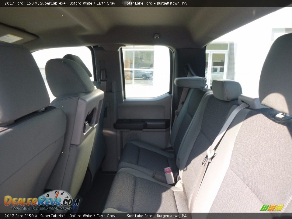 2017 Ford F150 XL SuperCab 4x4 Oxford White / Earth Gray Photo #11