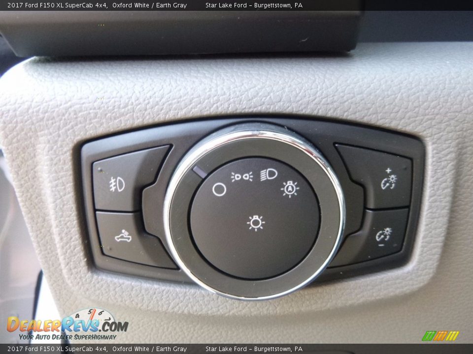 2017 Ford F150 XL SuperCab 4x4 Oxford White / Earth Gray Photo #15