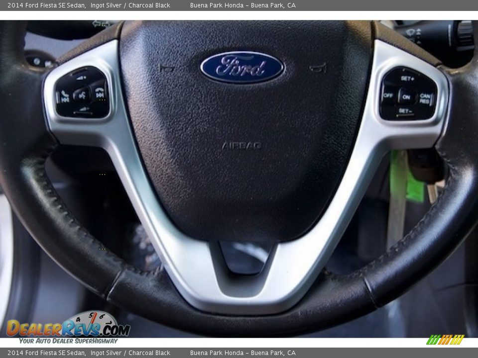 2014 Ford Fiesta SE Sedan Ingot Silver / Charcoal Black Photo #11