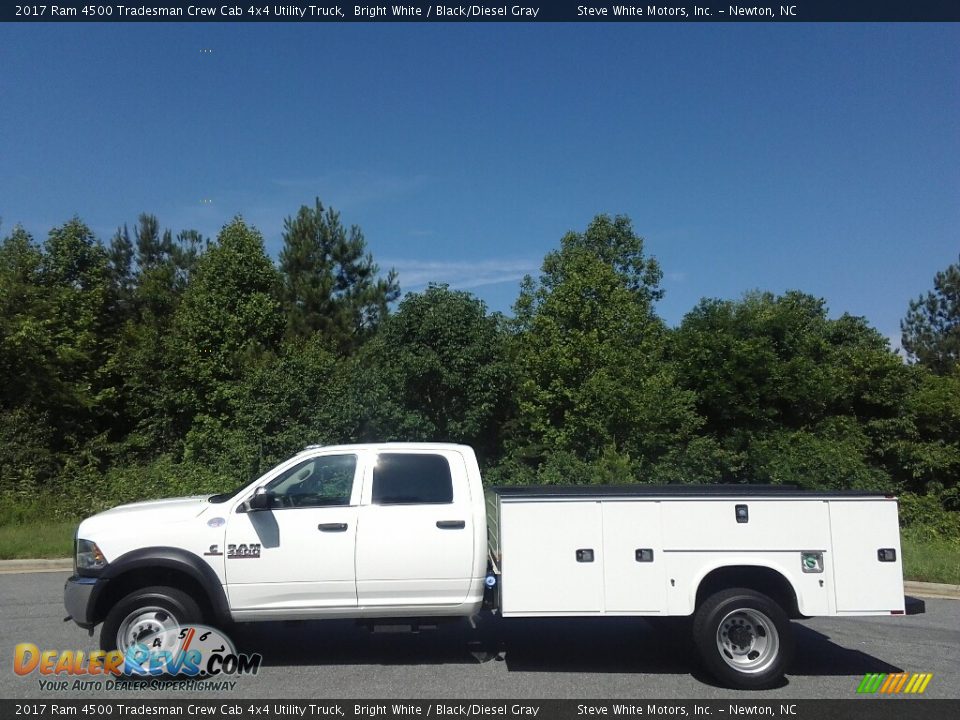 2017 Ram 4500 Tradesman Crew Cab 4x4 Utility Truck Bright White / Black/Diesel Gray Photo #1