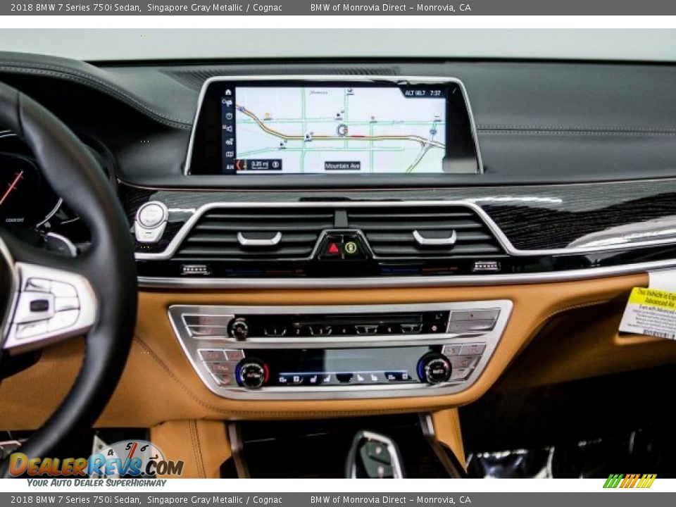 Controls of 2018 BMW 7 Series 750i Sedan Photo #6