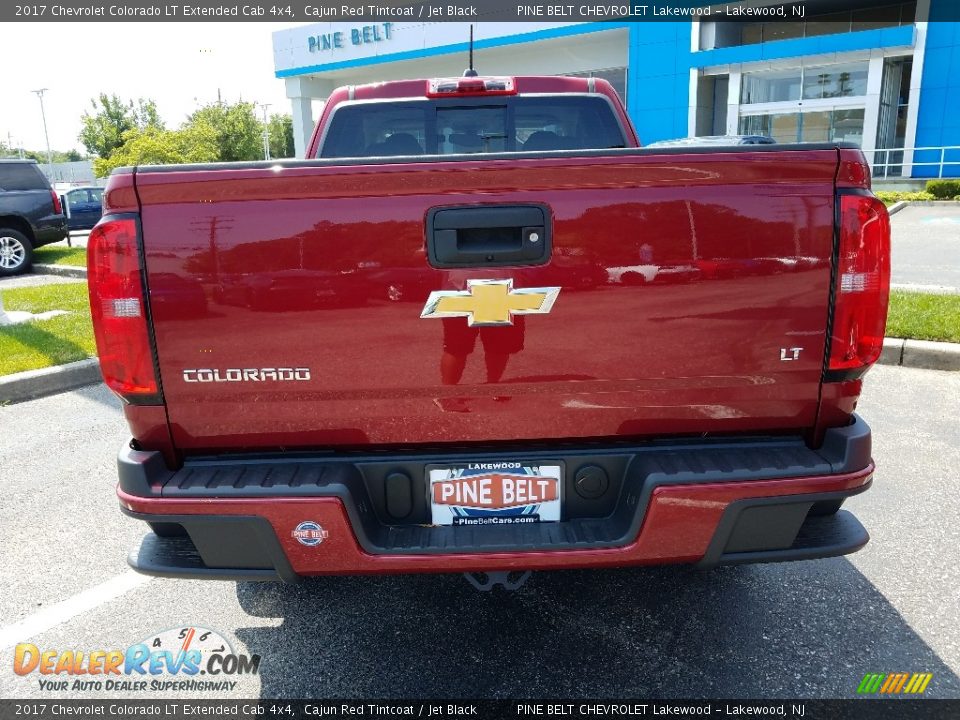 2017 Chevrolet Colorado LT Extended Cab 4x4 Cajun Red Tintcoat / Jet Black Photo #5