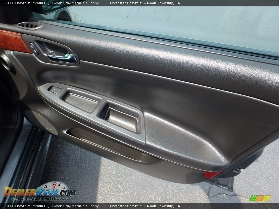 2011 Chevrolet Impala LT Cyber Gray Metallic / Ebony Photo #17