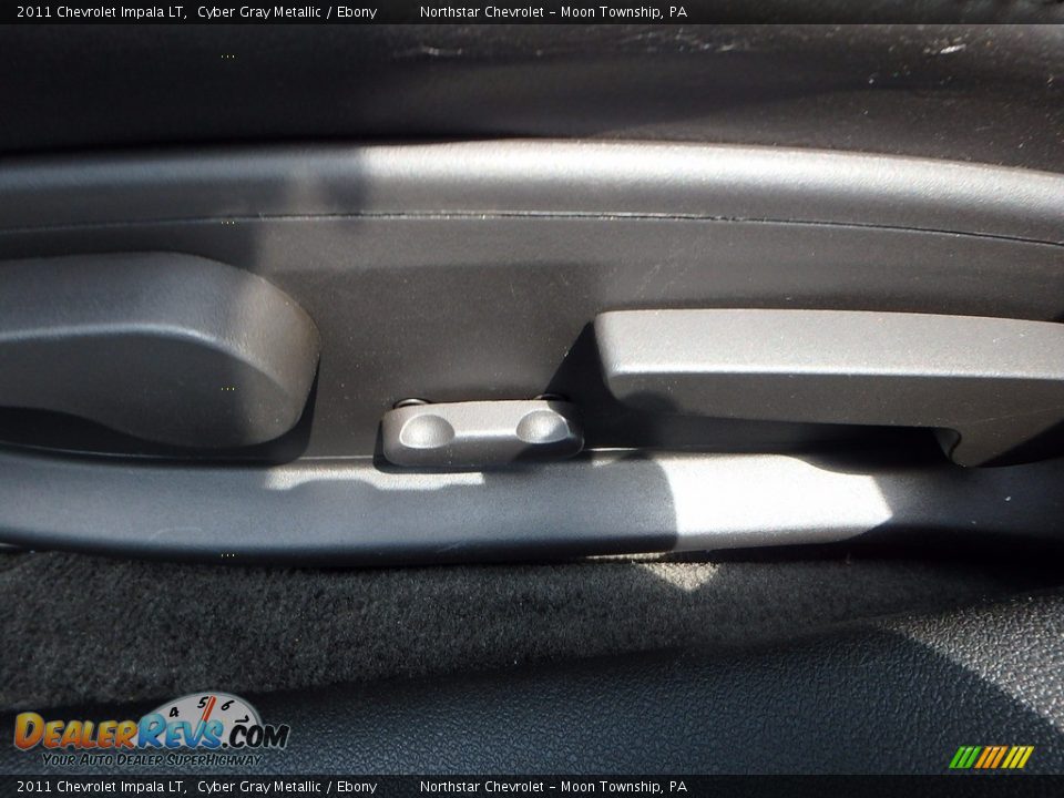 2011 Chevrolet Impala LT Cyber Gray Metallic / Ebony Photo #25