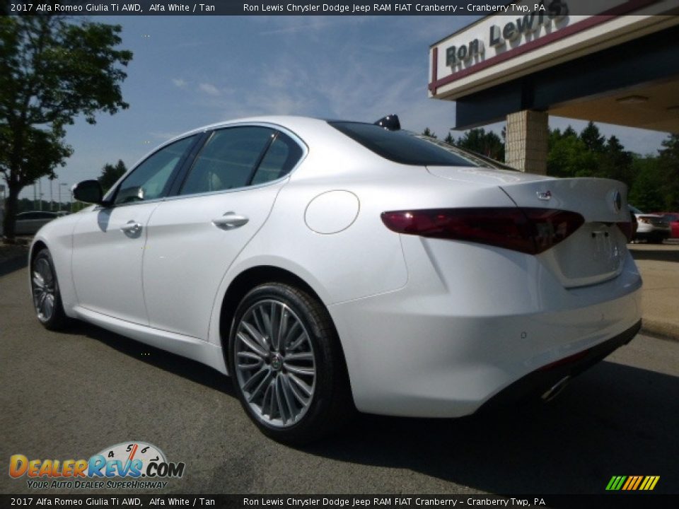 2017 Alfa Romeo Giulia Ti AWD Alfa White / Tan Photo #5