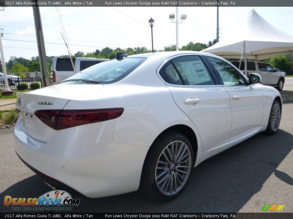 2017 Alfa Romeo Giulia Ti AWD Alfa White / Tan Photo #8