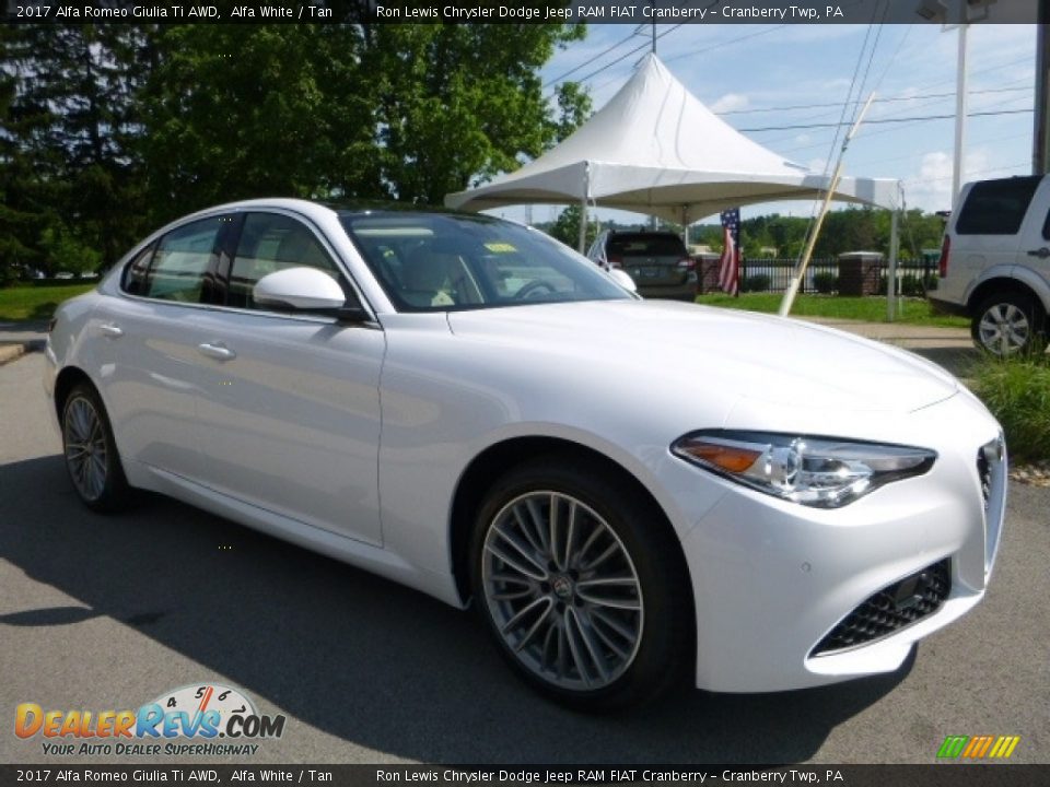2017 Alfa Romeo Giulia Ti AWD Alfa White / Tan Photo #10